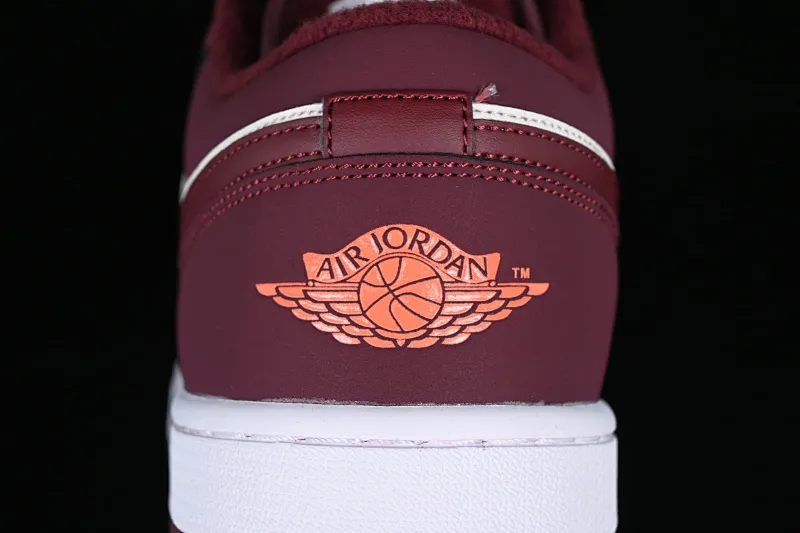 All categories Air Jordan Jordan series basketball shoes Air Jordan 1 Low Air Jordan 1 Low AJ1 Joe 1 retro white and red low-top cultural basketball shoes 553560-068